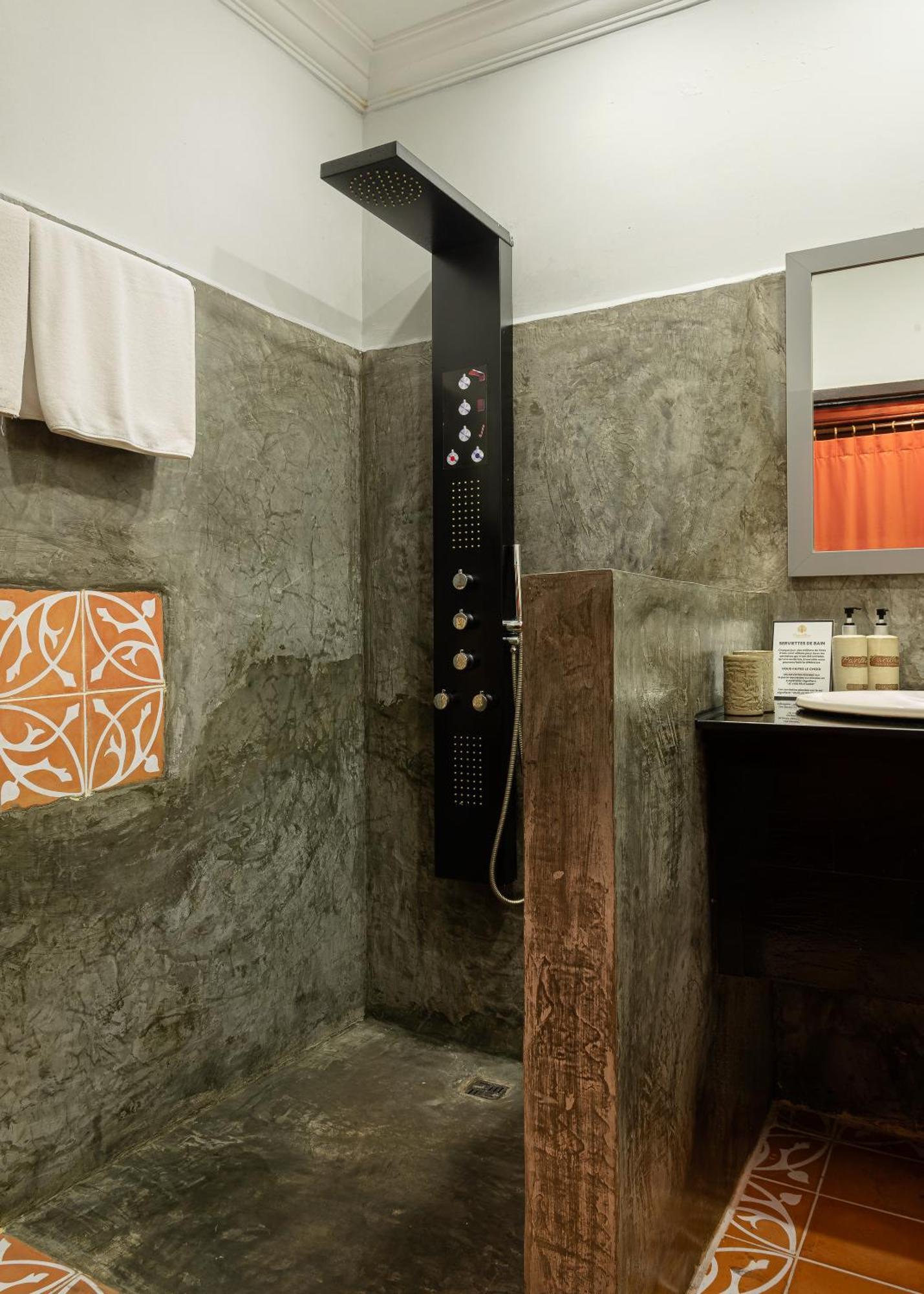 Pavillon Indochine Boutique - Hotel Сіємреап Екстер'єр фото